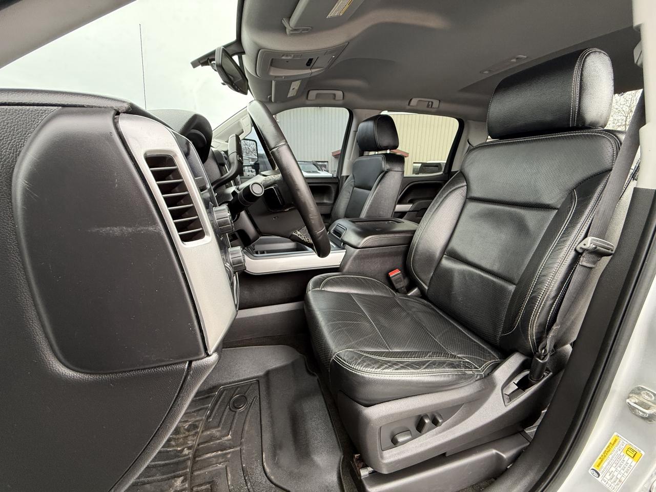 2017 Chevrolet Silverado 1500 LT LIFT/WHEEL/TIRE/LEATHER PKG!! Photo