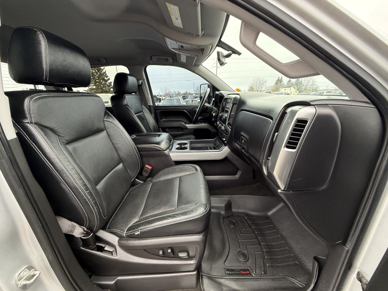 2017 Chevrolet Silverado 1500 LT LIFT/WHEEL/TIRE/LEATHER PKG!! Photo