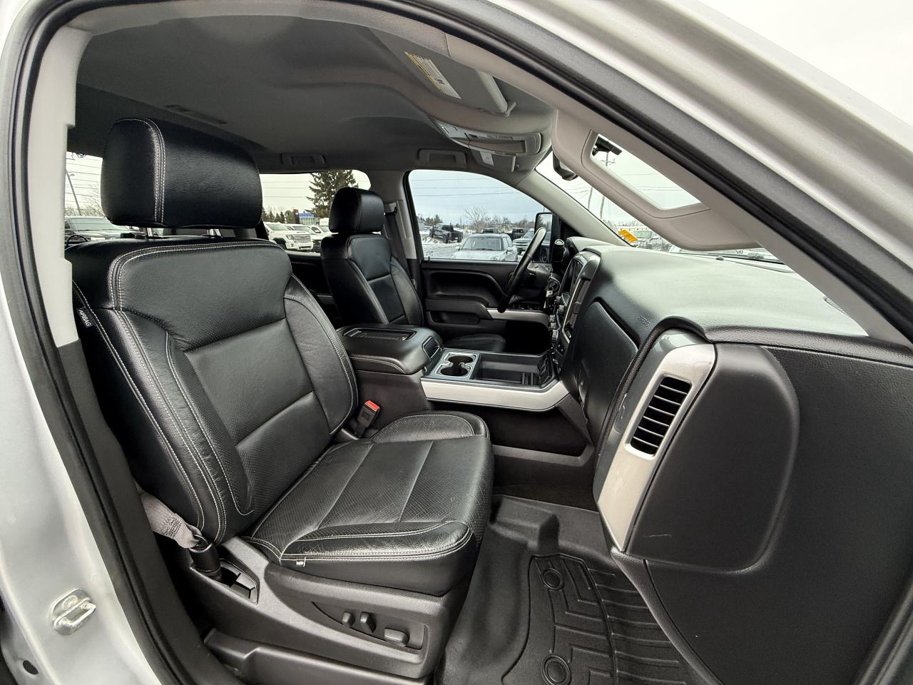 2017 Chevrolet Silverado 1500 LT LIFT/WHEEL/TIRE/LEATHER PKG!! Photo