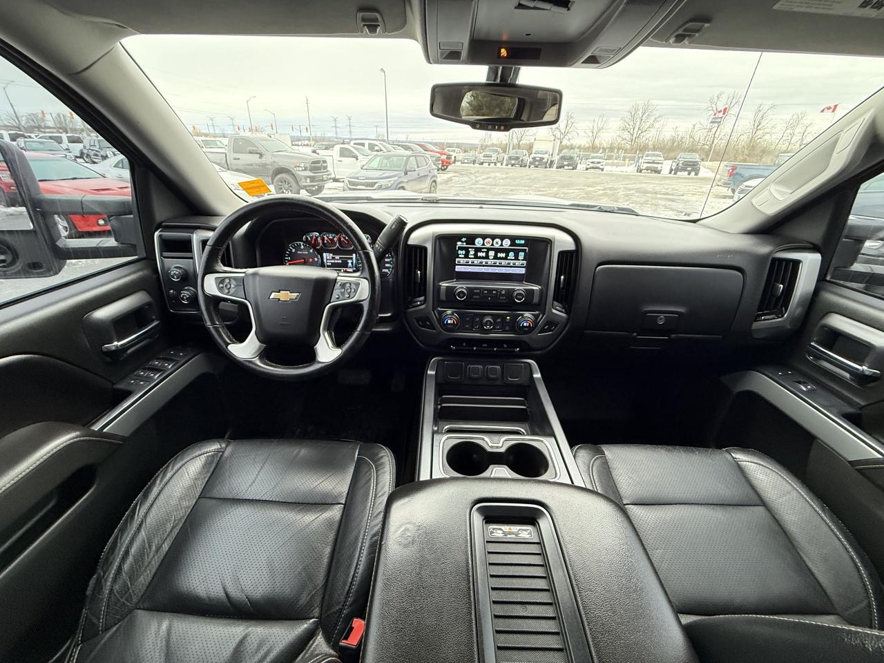 2017 Chevrolet Silverado 1500 LT LIFT/WHEEL/TIRE/LEATHER PKG!! Photo