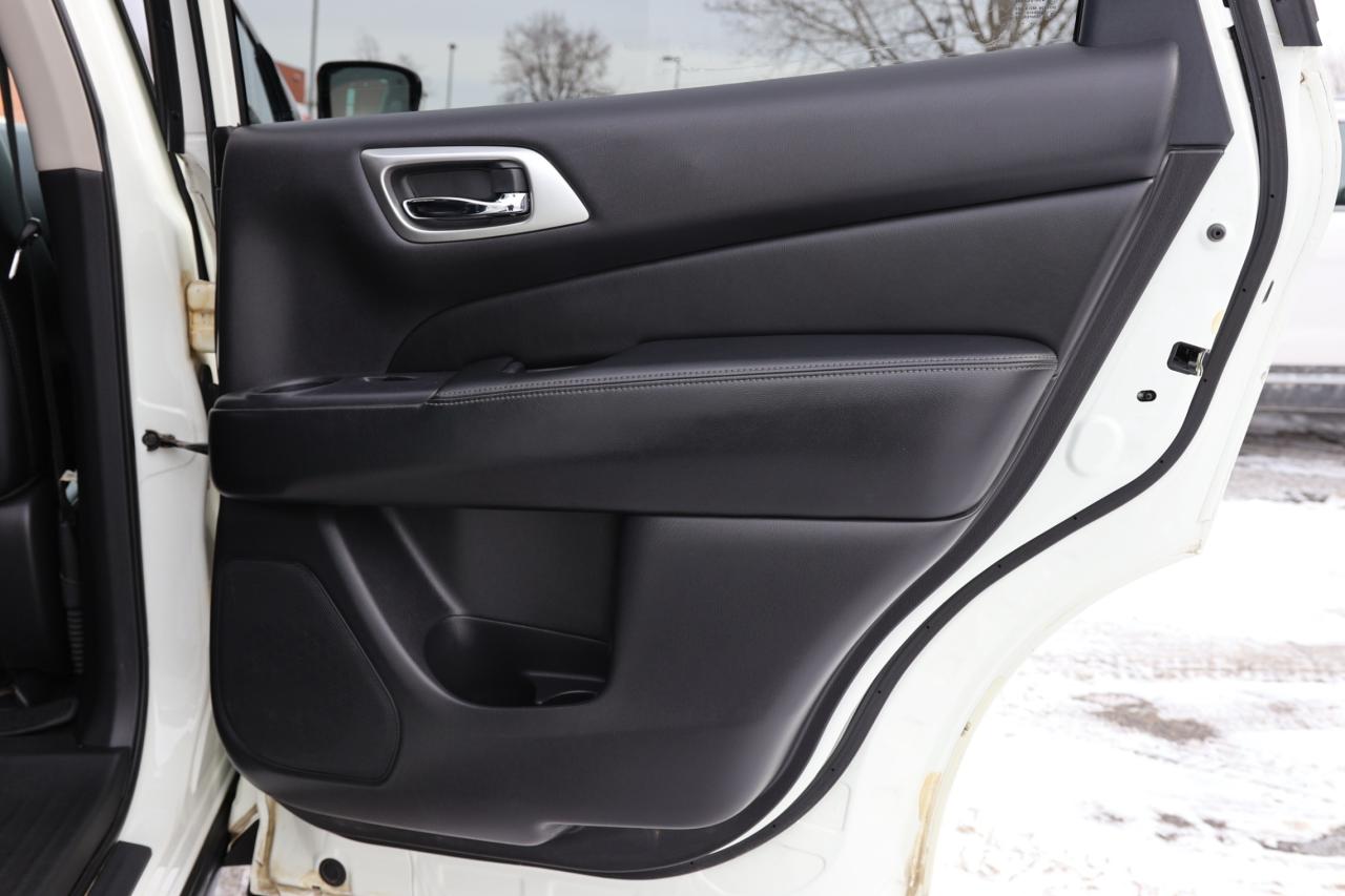 2017 Nissan Pathfinder SL-PREMIUM 4WD-7PASS-R STARTER/NAV/360 CAM/BLIS/KE Photo