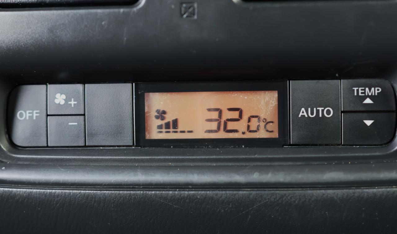 2017 Nissan Pathfinder SL-PREMIUM 4WD-7PASS-R STARTER/NAV/360 CAM/BLIS/KE Photo