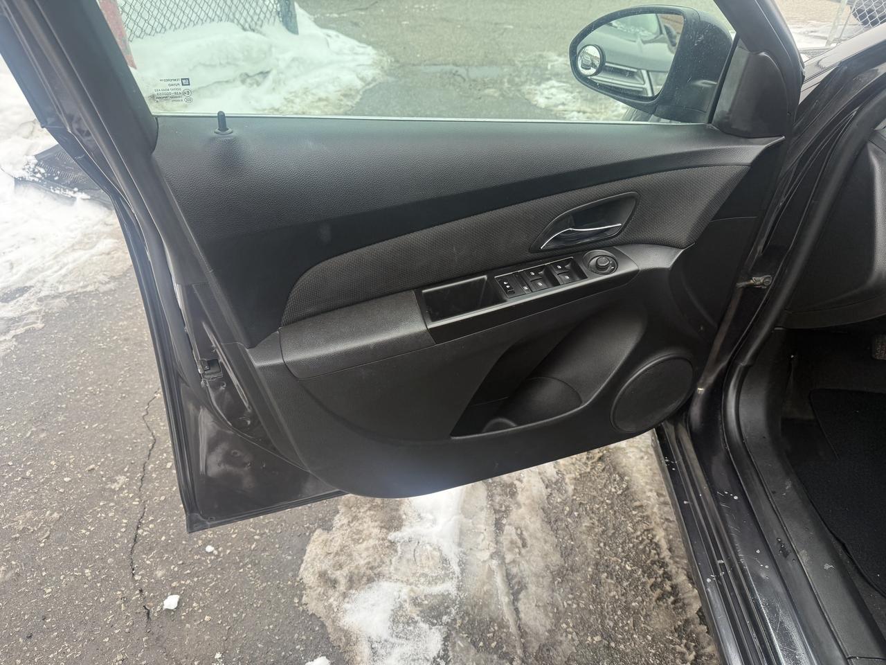 2016 Chevrolet Cruze *** 3 YEAR WARRANTY INCLUDED *** Photo