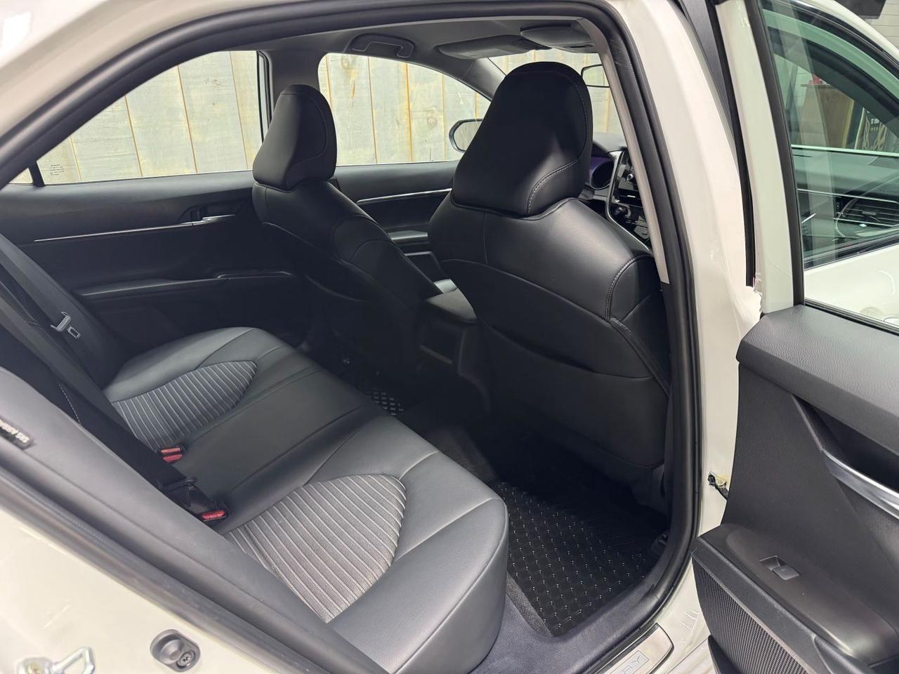 2024 Toyota Camry SE AWD  ACCIDENT FREE Photo