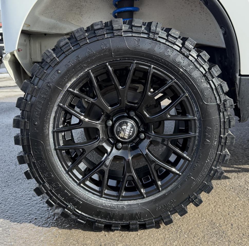 2005 Suzuki Carry  Photo