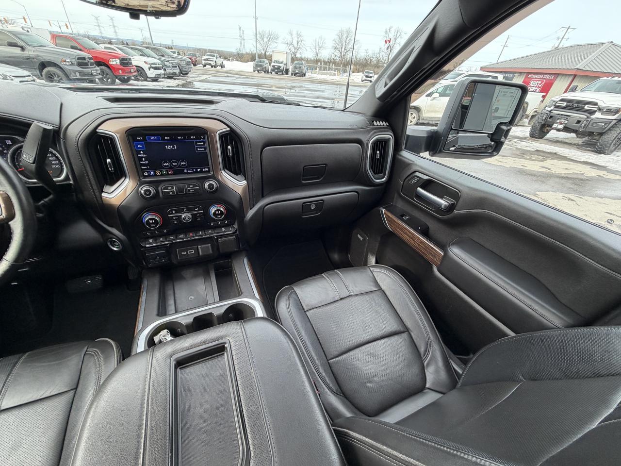 2022 Chevrolet SILVERADO 2500HD HIGH COUNTRY 2500 HD Photo