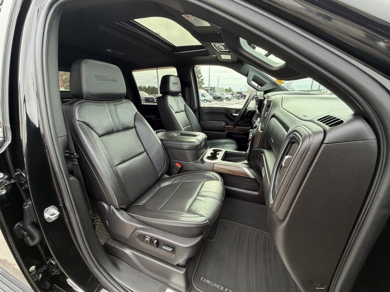 2022 Chevrolet SILVERADO 2500HD HIGH COUNTRY 2500 HD Photo