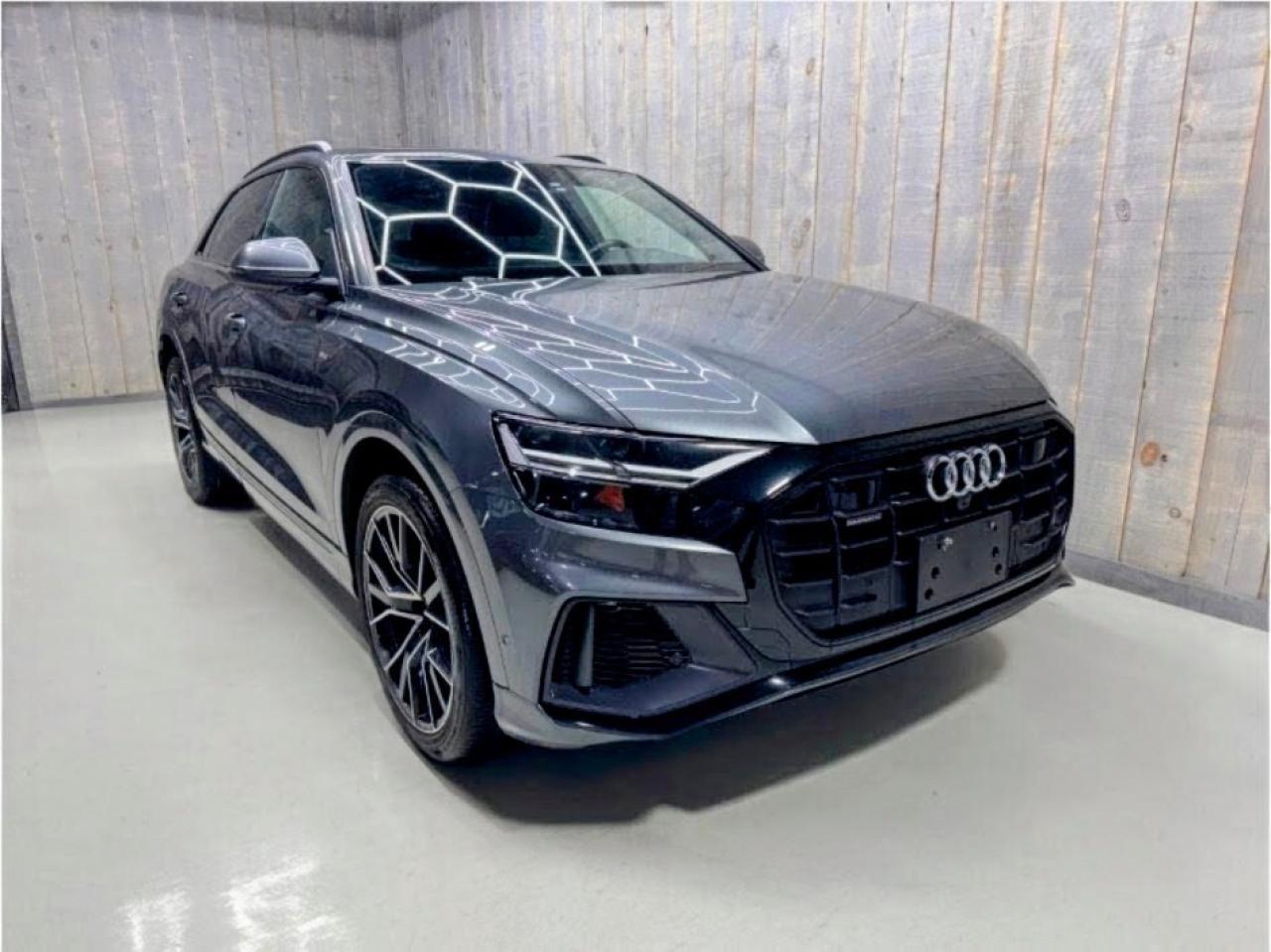 2019 Audi Q8 PROGRESSIV  S-LINE BLACK OPTICS  22 WHEELS Photo