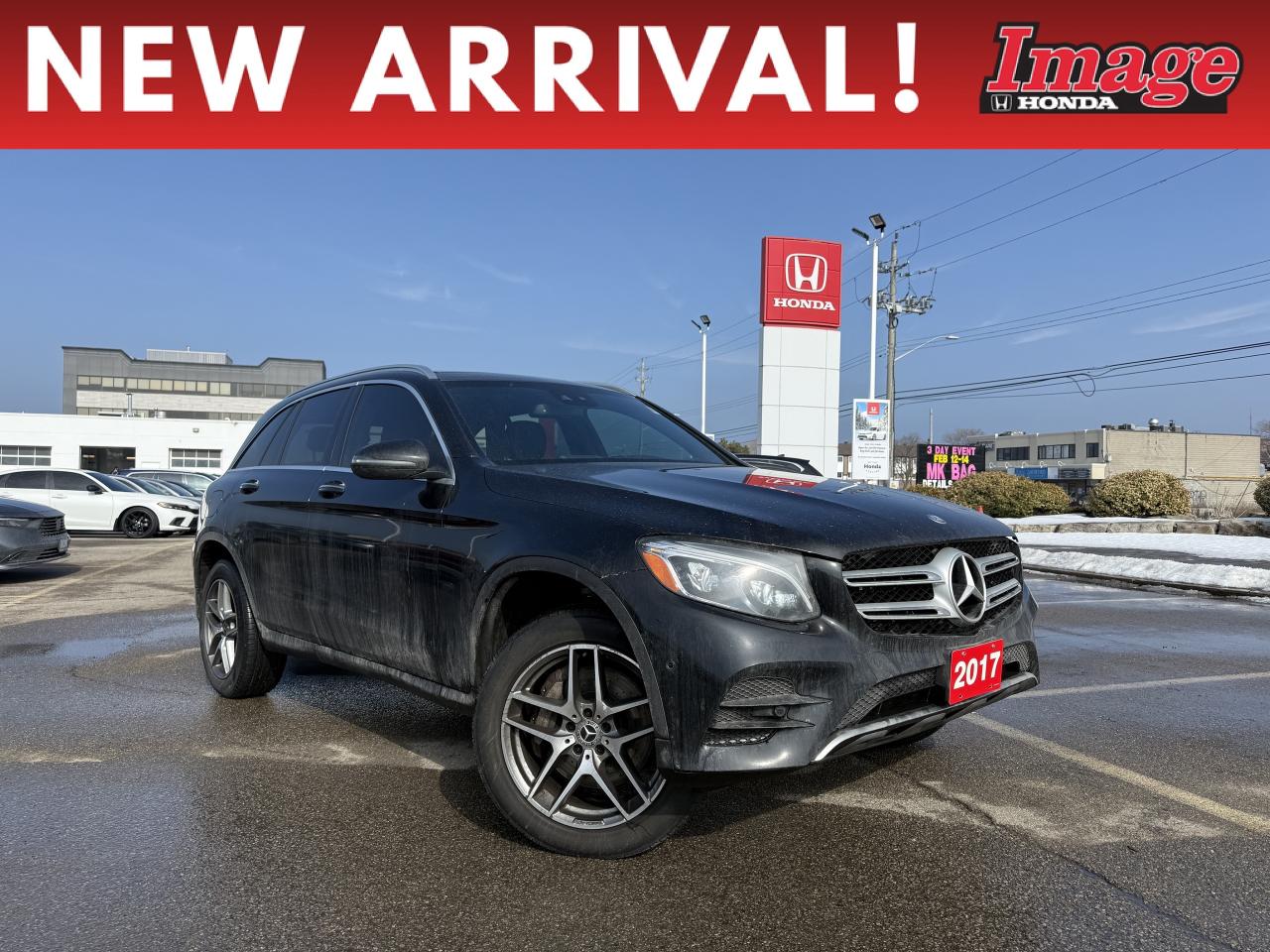 2017 Mercedes-Benz GLC GLC 300   PANO ROOF   HTD SEAT   AMG WHEELS Photo0