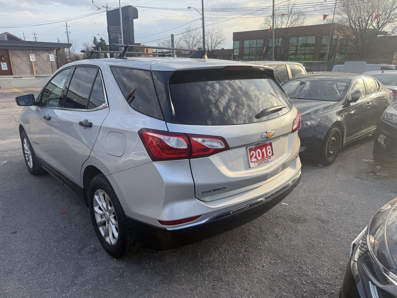 2018 Chevrolet Equinox *** 3 YEAR WARRANTY INCLUDED *** Photo