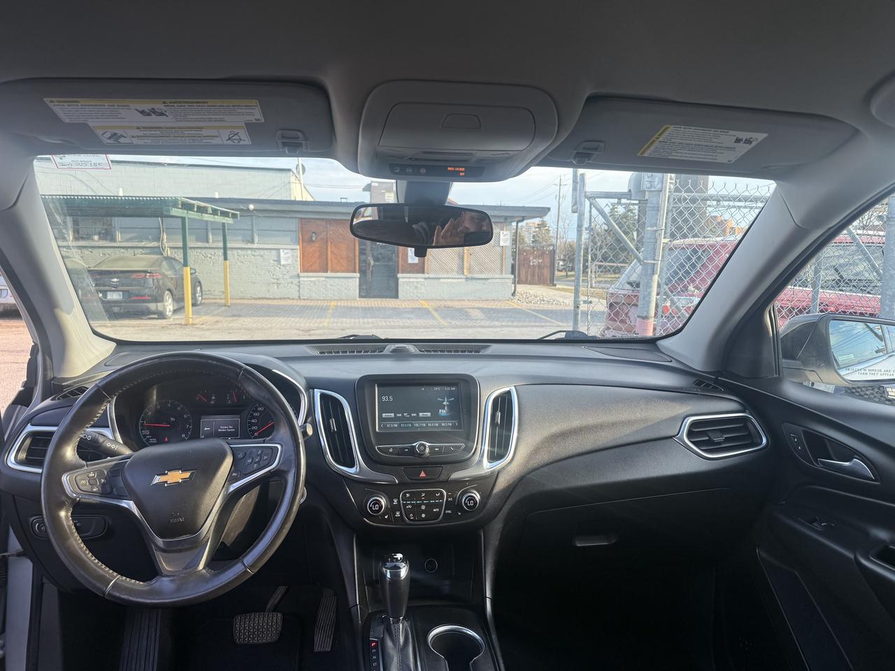 2018 Chevrolet Equinox *** 3 YEAR WARRANTY INCLUDED *** Photo