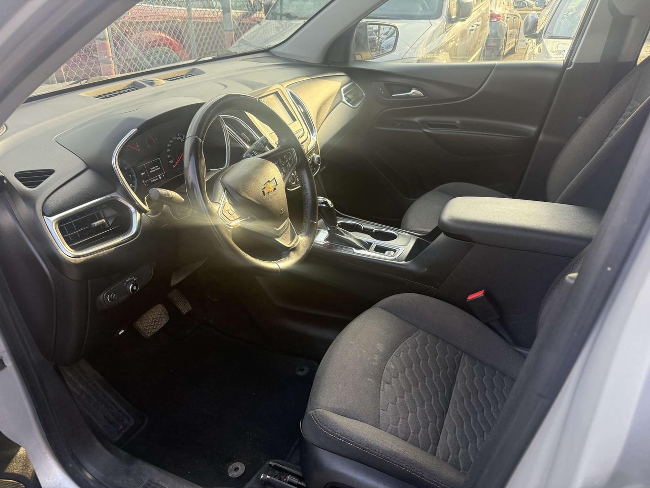 2018 Chevrolet Equinox *** 3 YEAR WARRANTY INCLUDED *** Photo