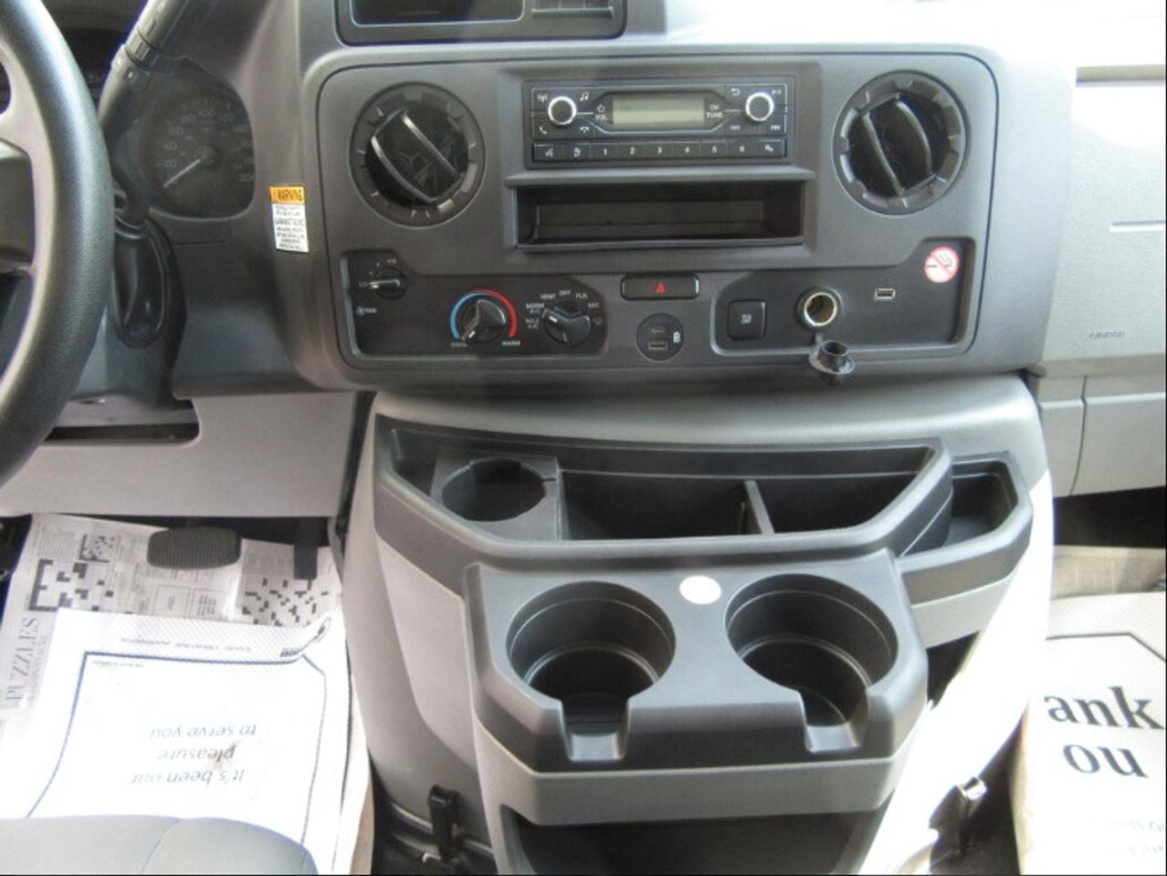 2023 Ford E-450 CUBE VAN 16FT HIGH BOX & POWER LIFTGATE Photo