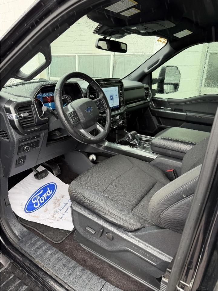 2022 Ford F-150 XLT 3.5L MAX TOW AIRBAG SUSPENSION PWR HTD SEATS Photo