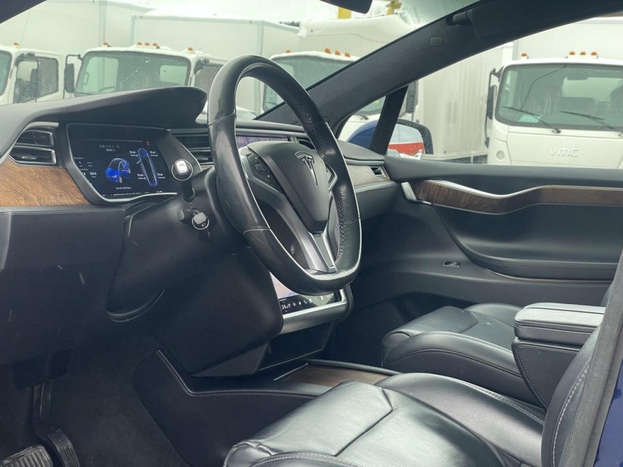 2017 Tesla Model X 100D   6 Seats! Clean CARFAX! Safety Included! Photo