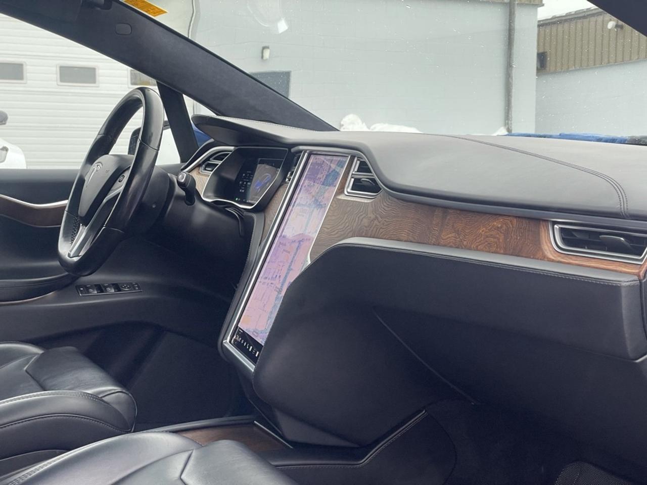 2017 Tesla Model X 100D   6 Seats! Clean CARFAX! Safety Included! Photo