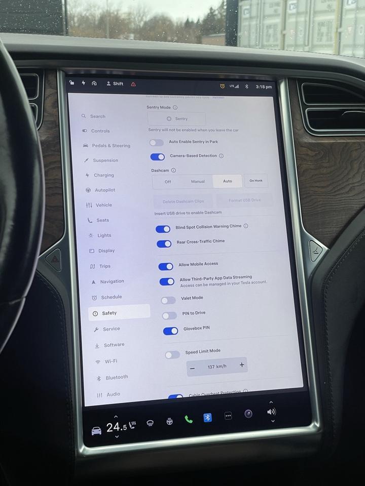 2017 Tesla Model X 100D   6 Seats! Clean CARFAX! Safety Included! Photo