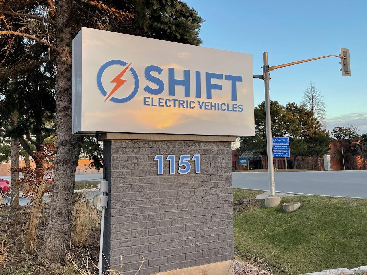 2017 Tesla Model X 100D   6 Seats! Clean CARFAX! Safety Included! Photo