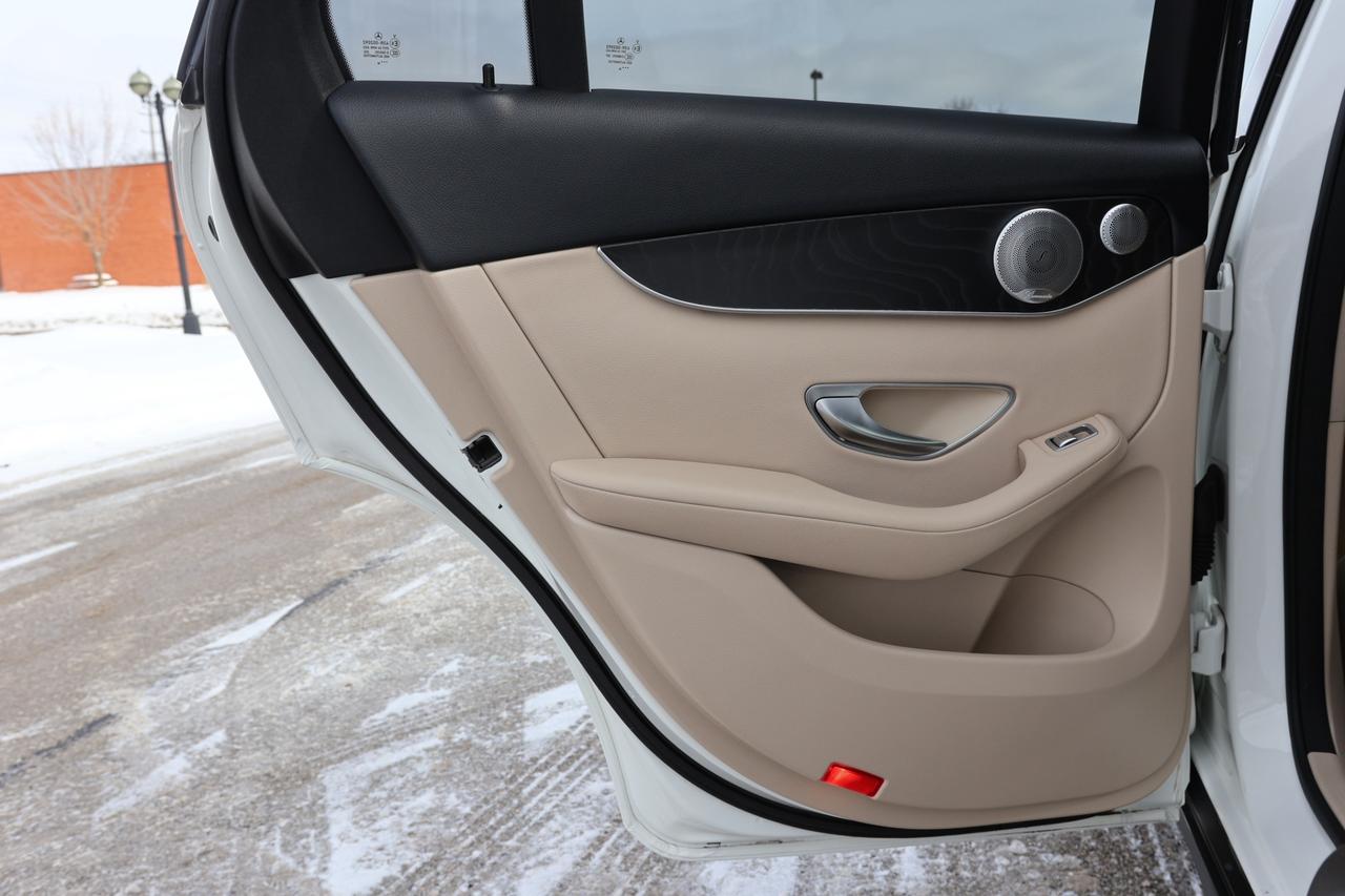 2019 Mercedes-Benz GLC-Class GLC300-4MATIC-AMG/NAV/360 CAM/PANOROOF/BLIS/P SENS Photo