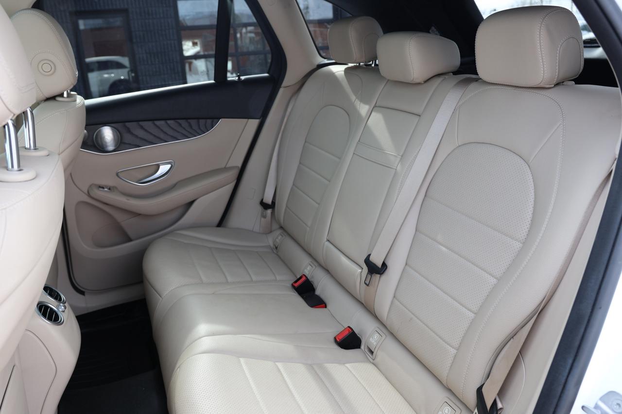 2019 Mercedes-Benz GLC-Class GLC300-4MATIC-AMG/NAV/360 CAM/PANOROOF/BLIS/P SENS Photo