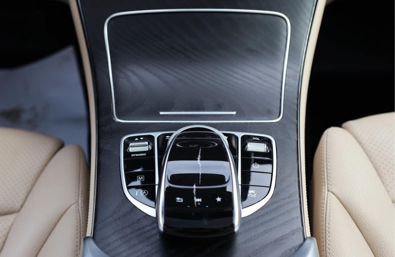 2019 Mercedes-Benz GLC-Class GLC300-4MATIC-AMG/NAV/360 CAM/PANOROOF/BLIS/P SENS Photo