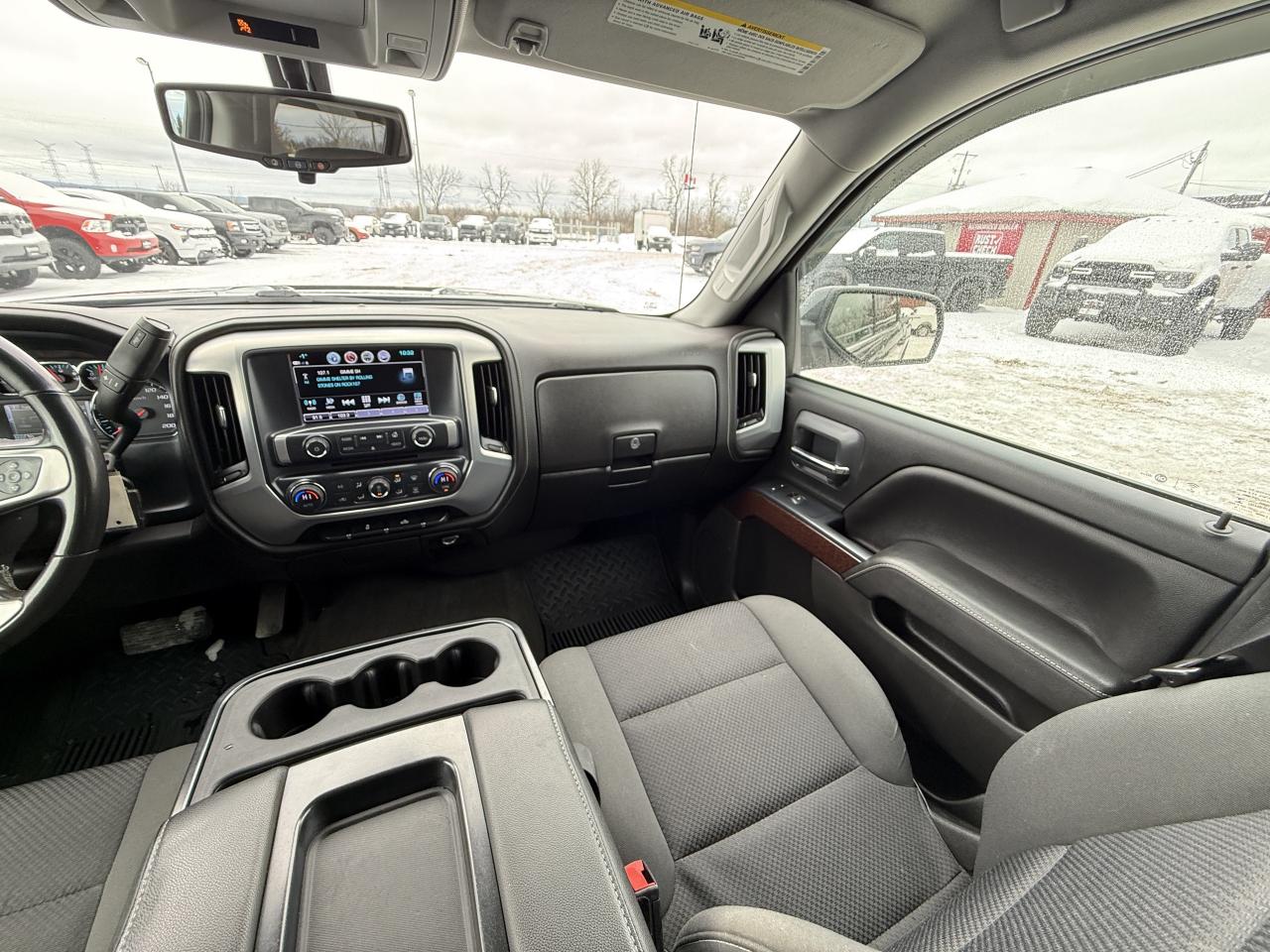 2018 GMC Sierra 1500 4WD Crew Cab  SLE Photo