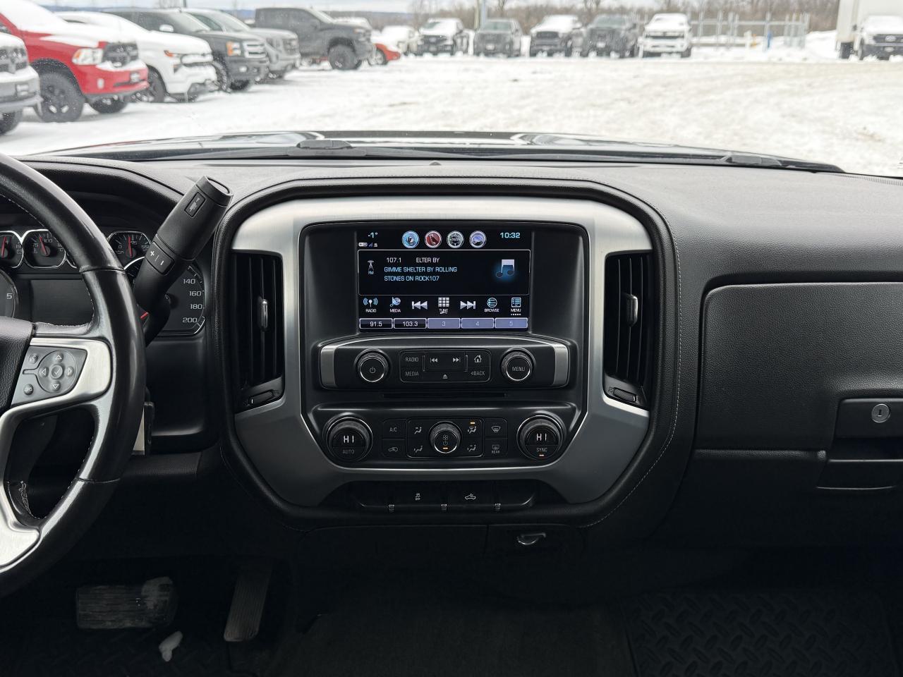 2018 GMC Sierra 1500 4WD Crew Cab  SLE Photo