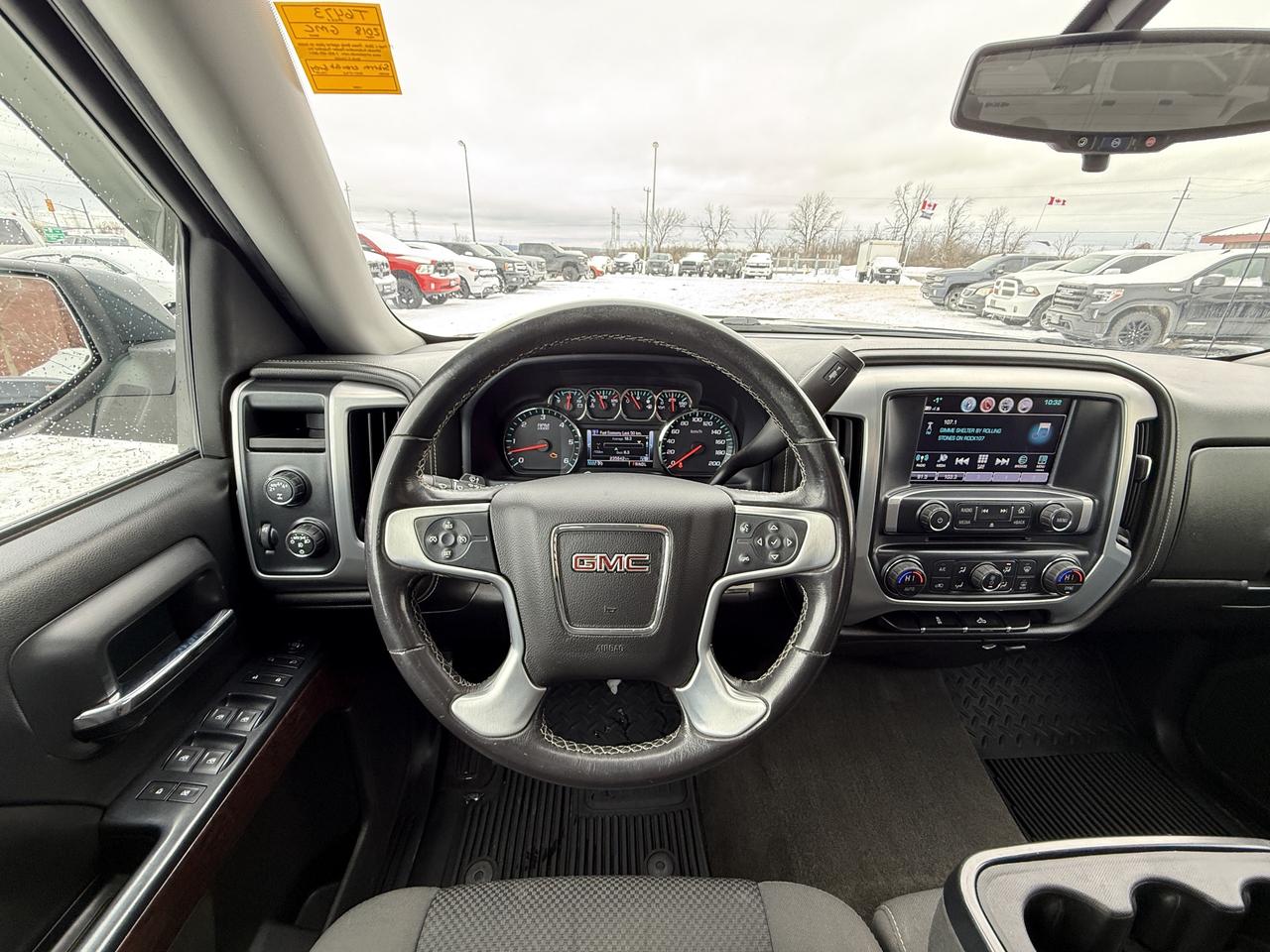 2018 GMC Sierra 1500 4WD Crew Cab  SLE Photo