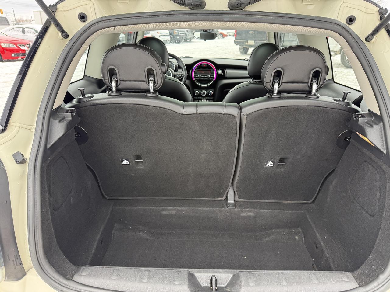 2016 MINI Cooper Hardtop 3dr HB Photo