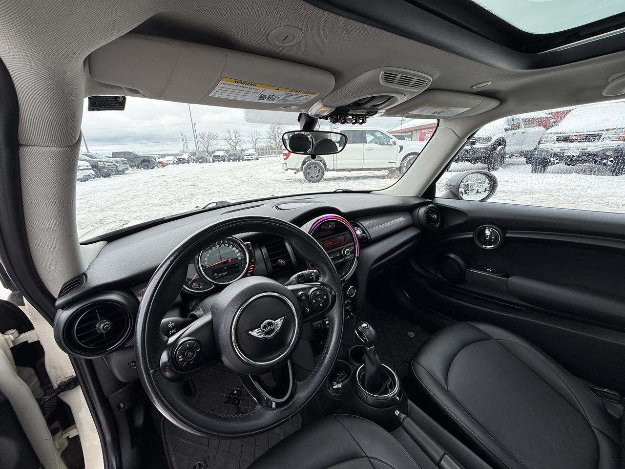 2016 MINI Cooper Hardtop 3dr HB Photo