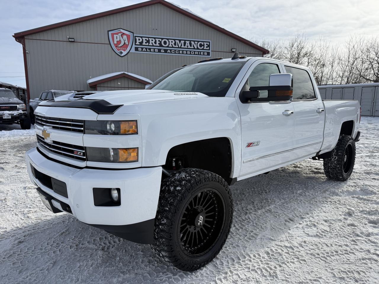 2017 Chevrolet SILVERADO 2500HD LT LIFT/WHEEL/TIRE PKG!! Photo0