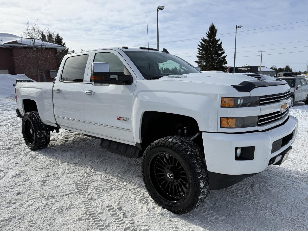 2017 Chevrolet SILVERADO 2500HD LT LIFT/WHEEL/TIRE PKG!! Photo