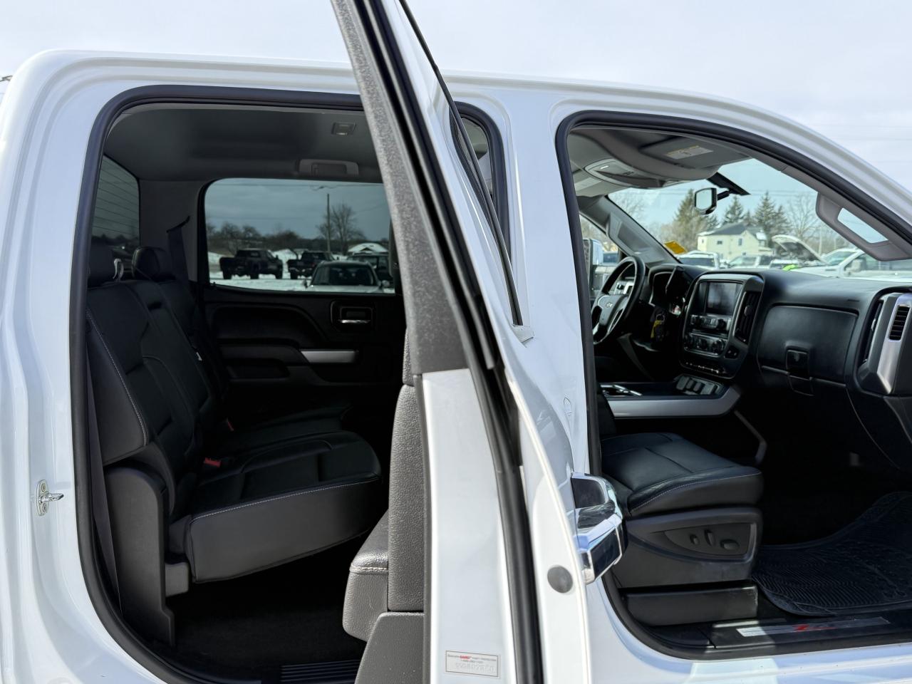 2017 Chevrolet SILVERADO 2500HD LT LIFT/WHEEL/TIRE PKG!! Photo