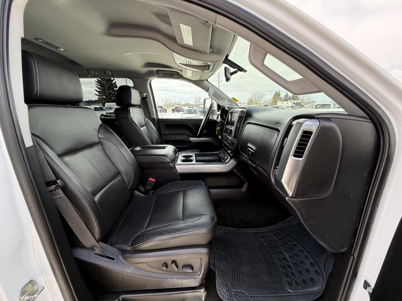 2017 Chevrolet SILVERADO 2500HD LT LIFT/WHEEL/TIRE PKG!! Photo