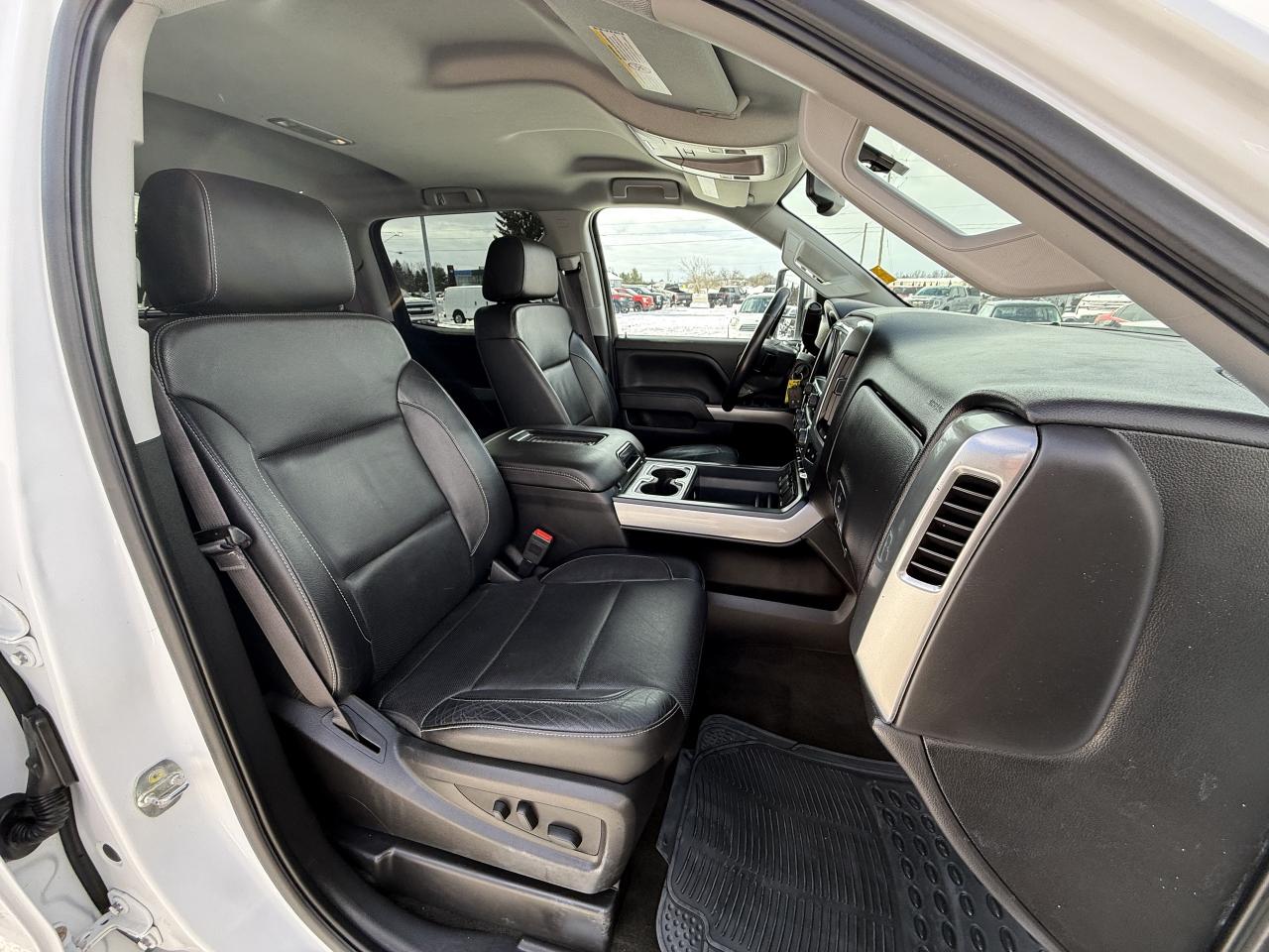 2017 Chevrolet SILVERADO 2500HD LT LIFT/WHEEL/TIRE PKG!! Photo