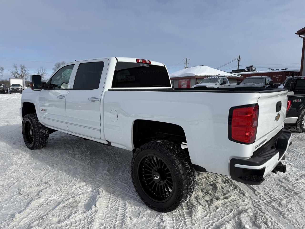 2017 Chevrolet SILVERADO 2500HD LT LIFT/WHEEL/TIRE PKG!! Photo