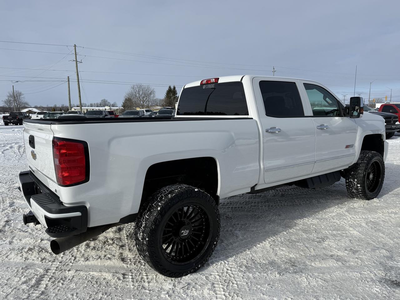 2017 Chevrolet SILVERADO 2500HD LT LIFT/WHEEL/TIRE PKG!! Photo