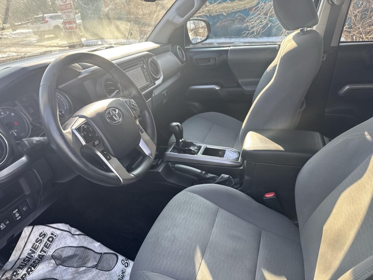 2019 Toyota Tacoma SR5 Photo