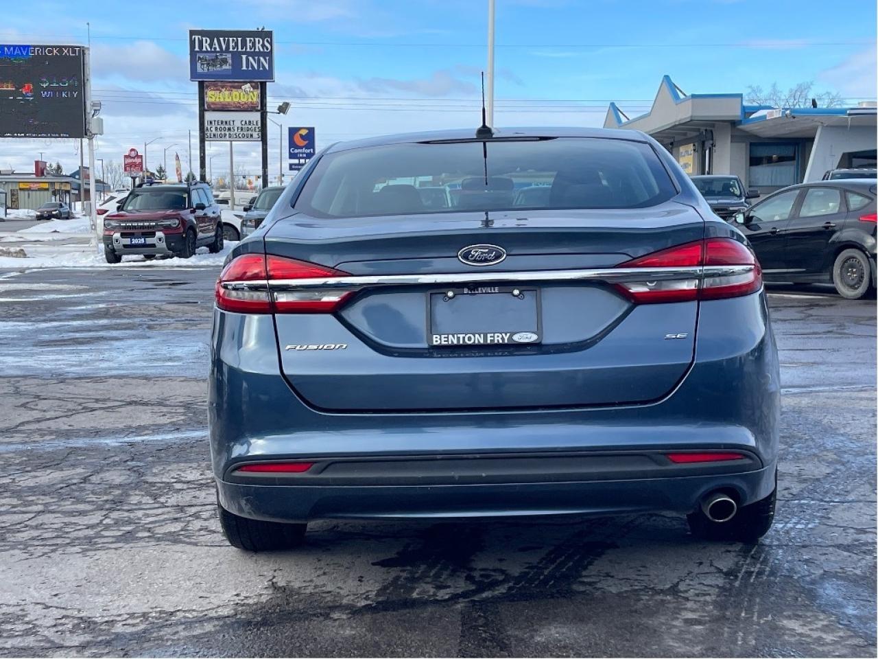 2018 Ford Fusion SE FWD 2.5L LOW LOW KMS HEATED SEATS BLUETOOTH Photo