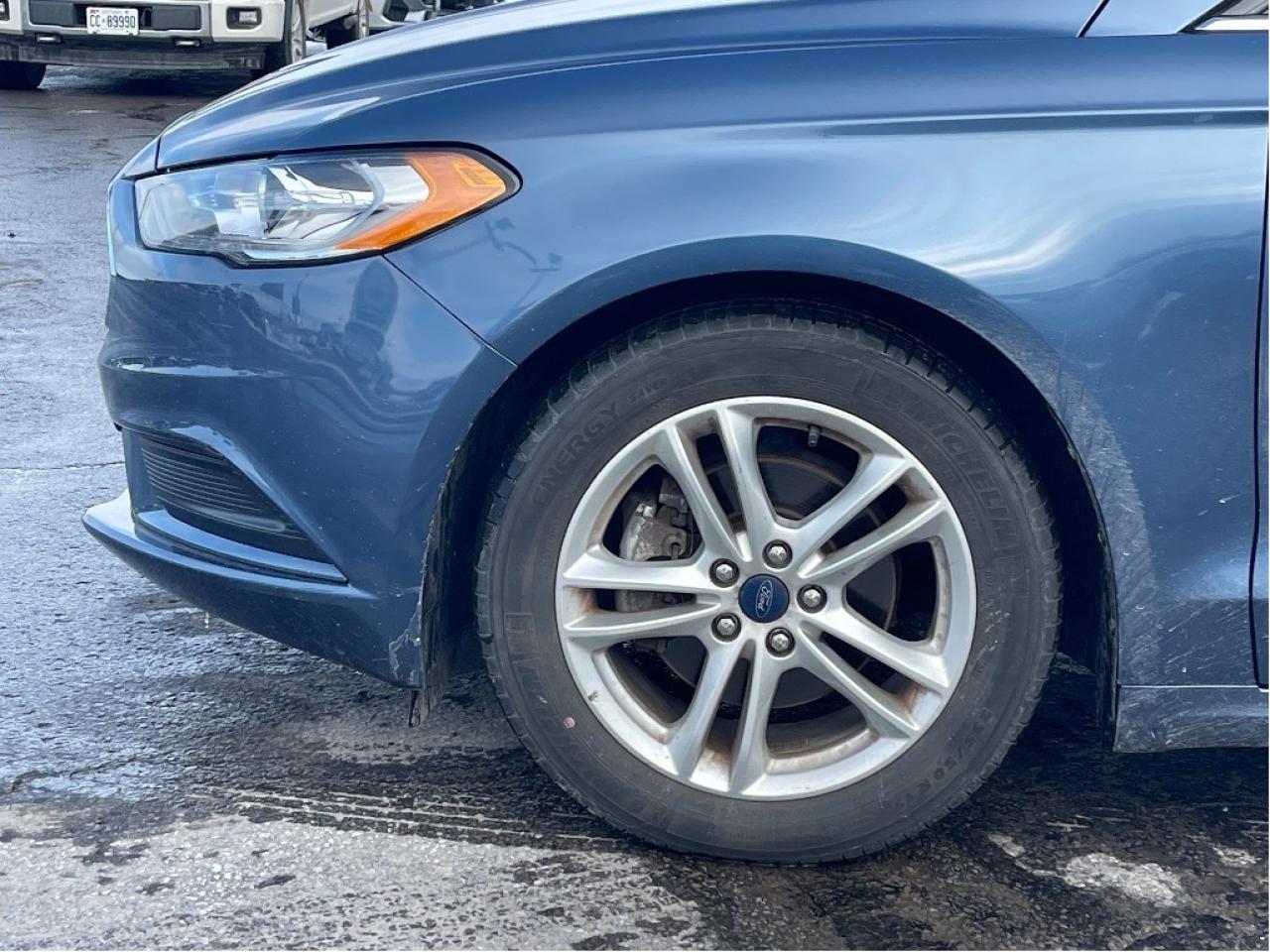 2018 Ford Fusion SE FWD 2.5L LOW LOW KMS HEATED SEATS BLUETOOTH Photo