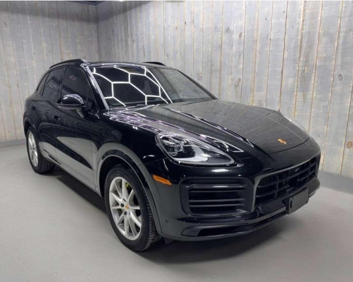 2023 Porsche Cayenne PLATINUM EDITION E-HYBRID AWD Photo0