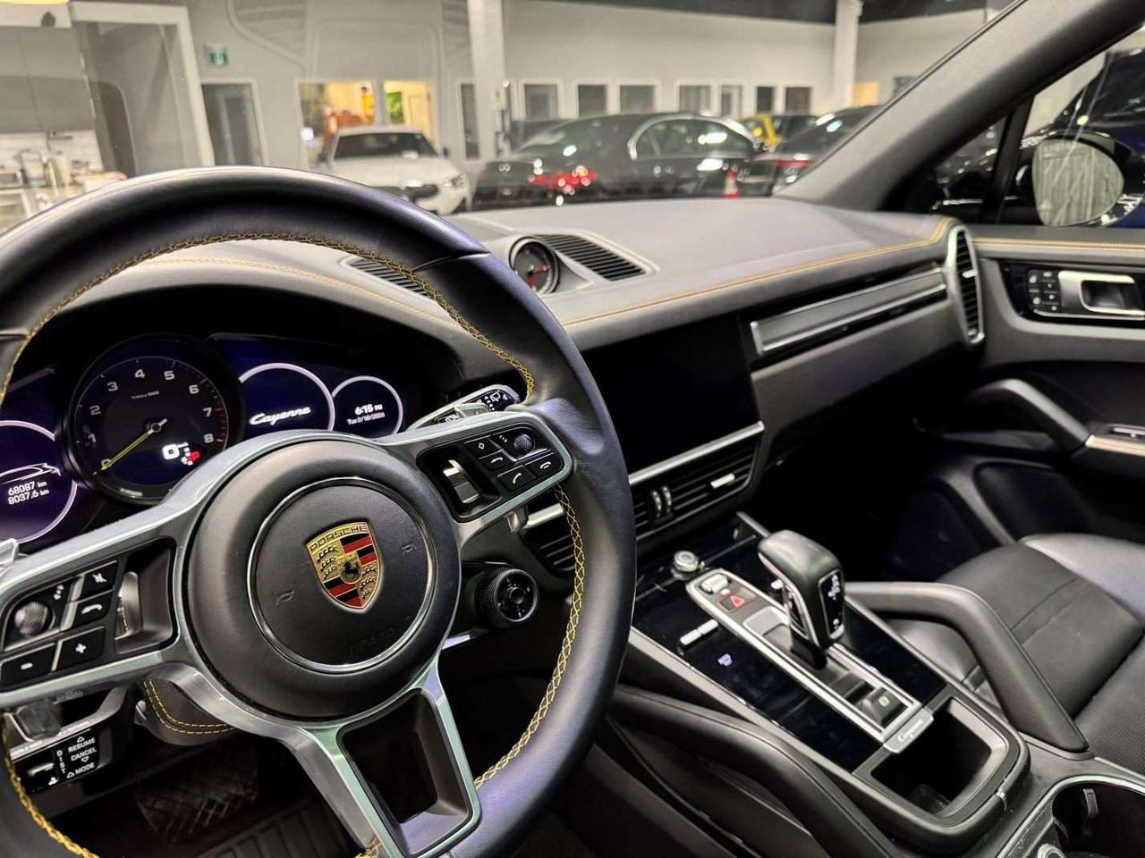 2023 Porsche Cayenne PLATINUM EDITION E-HYBRID AWD Photo