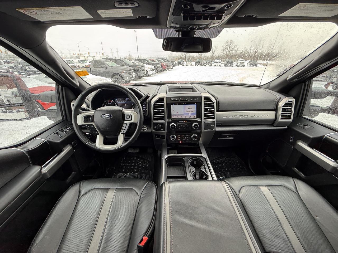 2019 Ford F-350 Platinum 4WD Crew Cab 6.75' Box Photo