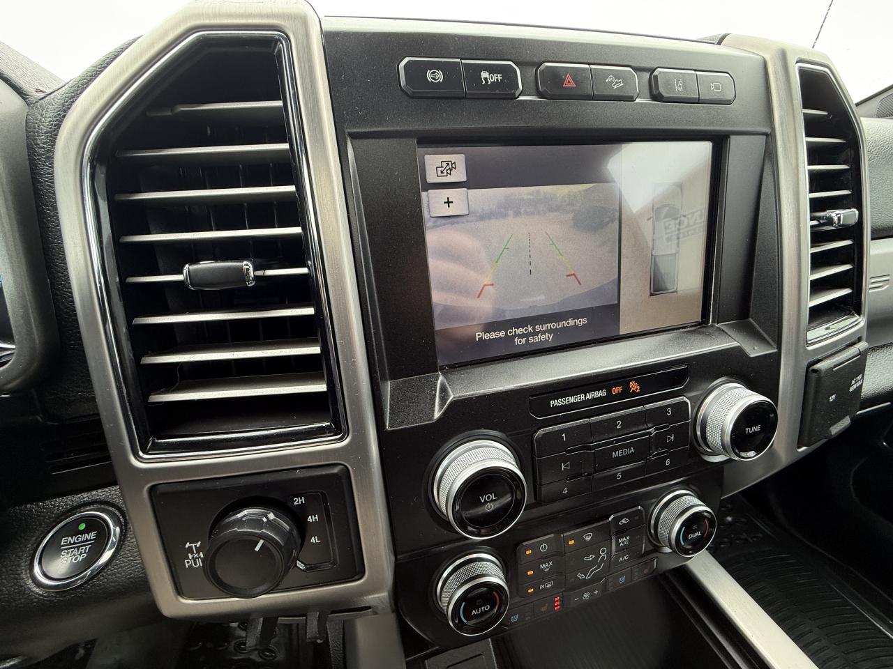 2019 Ford F-350 Platinum 4WD Crew Cab 6.75' Box Photo