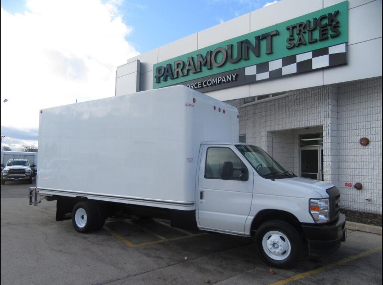 2024 Ford Super Duty E-450 DRW CUBE VAN 16FT HIGH BOX & POWER LIFTGATE Photo