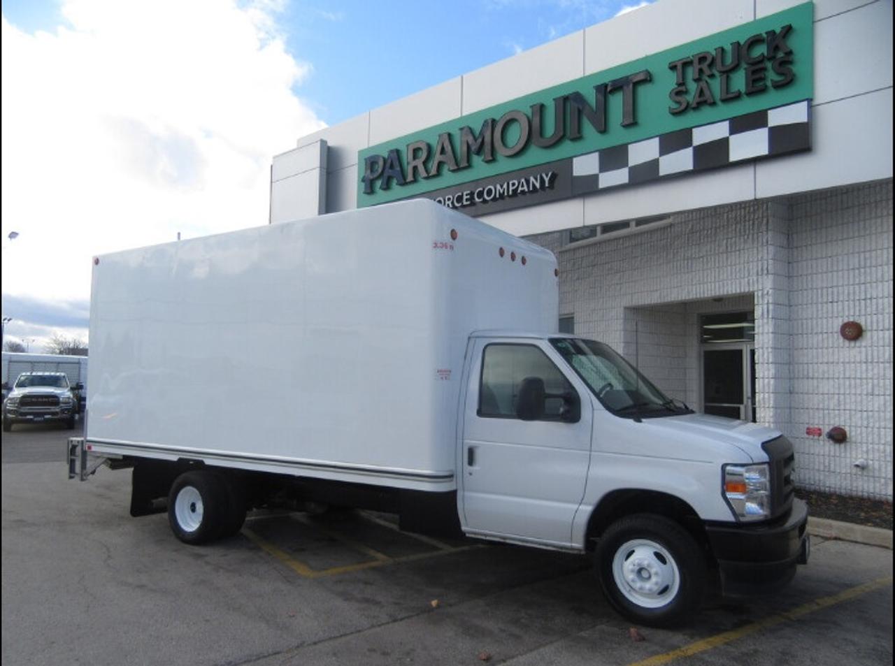 2024 Ford Super Duty E-450 DRW CUBE VAN 16FT HIGH BOX & POWER LIFTGATE Photo0