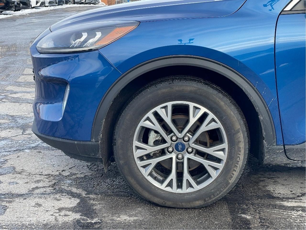 2022 Ford Escape SEL AWD ADAPTIVE CRUISE LEATHER TECH PKG CROSSBARS Photo