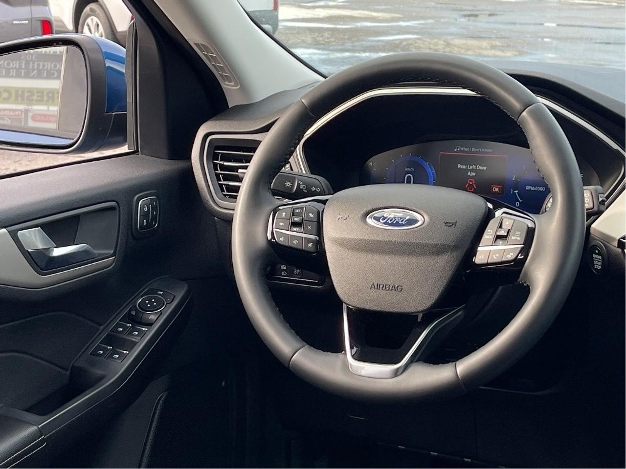 2022 Ford Escape SEL AWD ADAPTIVE CRUISE LEATHER TECH PKG CROSSBARS Photo