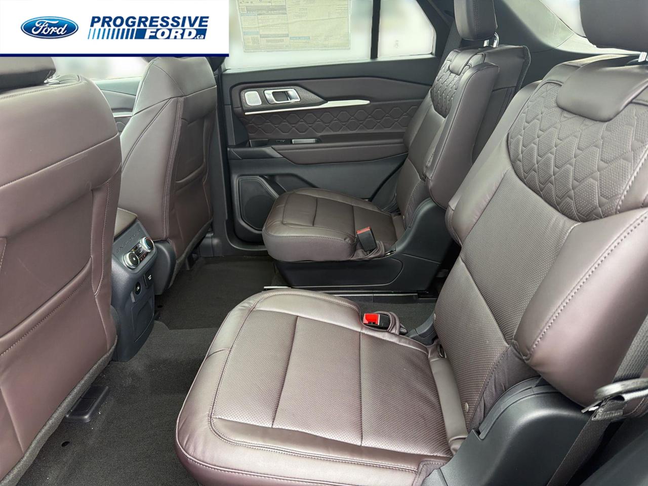 2026 Ford Explorer Platinum 4dr 4x4 Photo