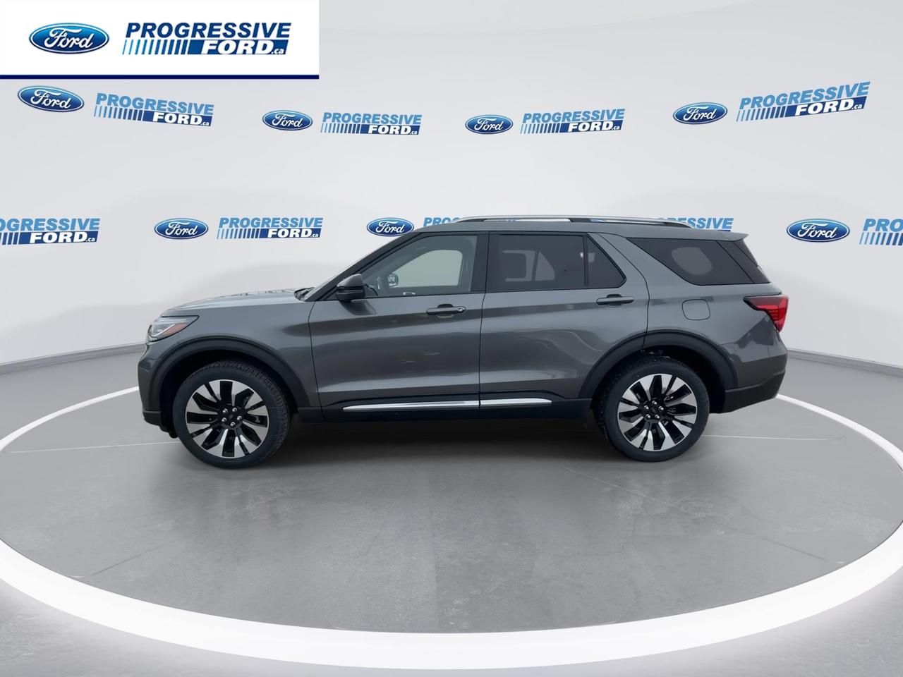 2026 Ford Explorer Platinum 4dr 4x4 Photo